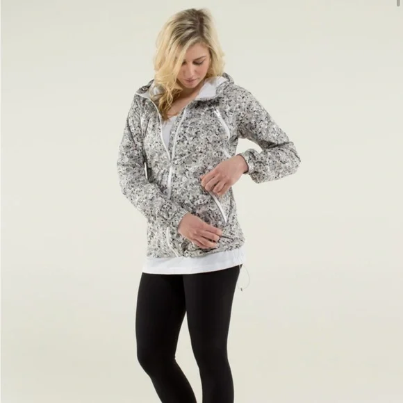 lululemon Rise & Shine Jacket II - Picture 4 of 9